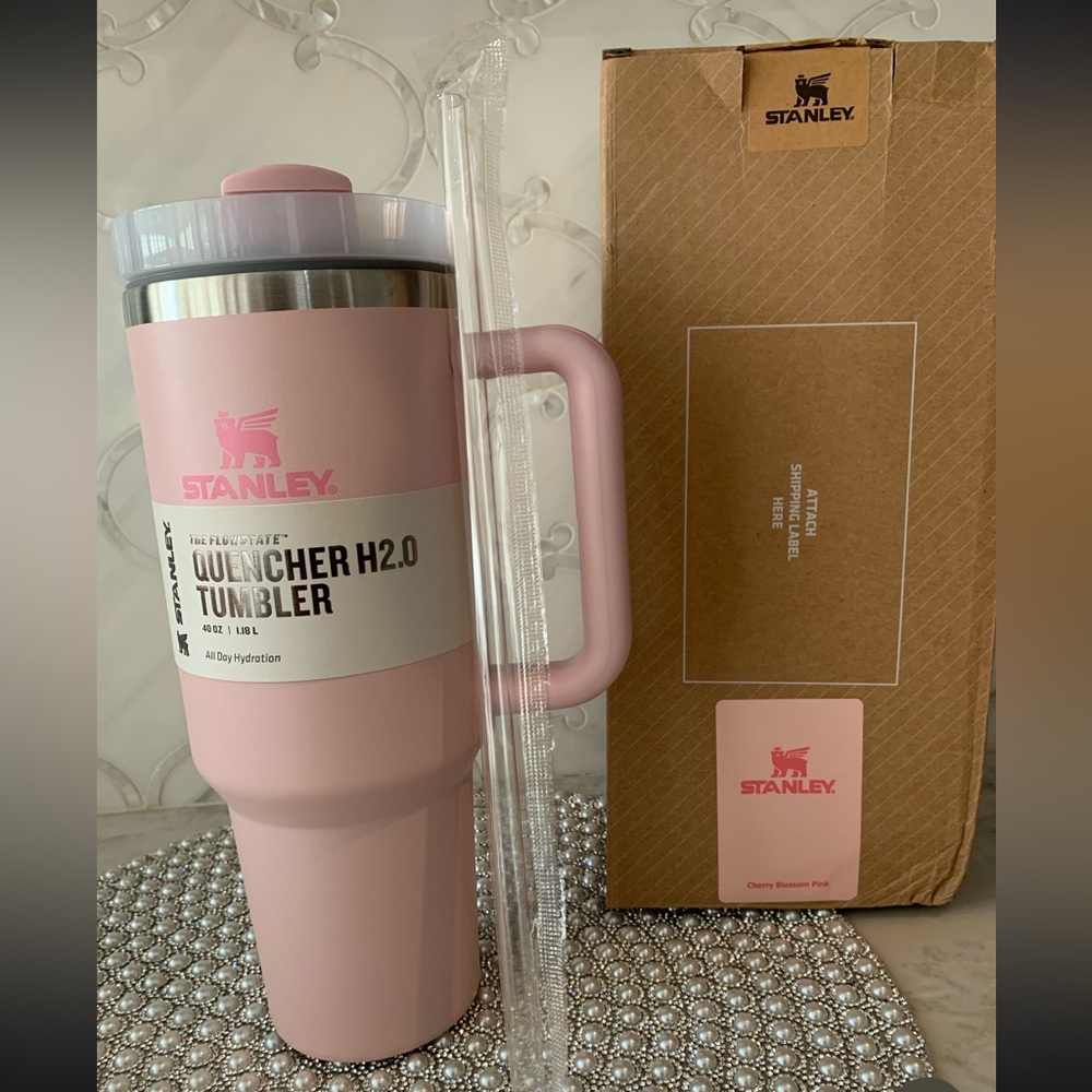 Light pink 40 oz Stanley cups